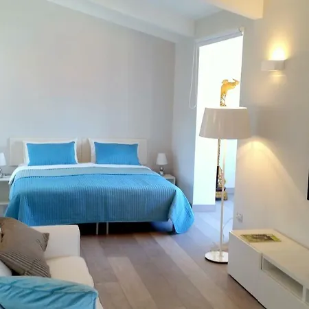 Unique Bed & Breakfast