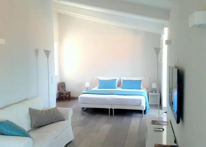 Bed & Breakfast Unique 3*