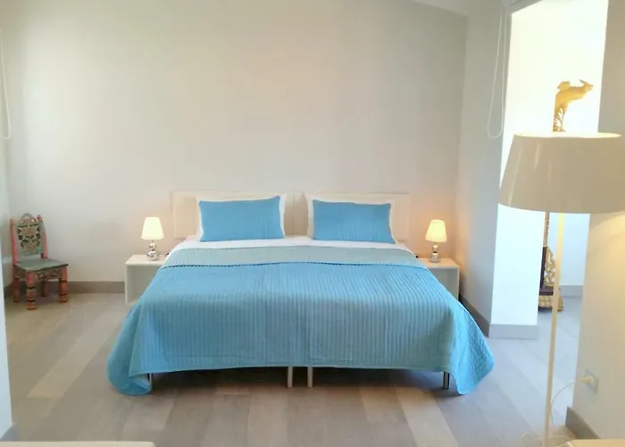 Bed & Breakfast Unique 3*