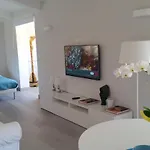 Unique 3* סורנטו