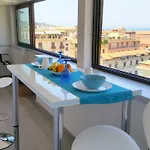 לינה וארוחת בוקר Unique 3*